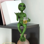 Alien Statue Resin Craft Drinking Beer Sculpture