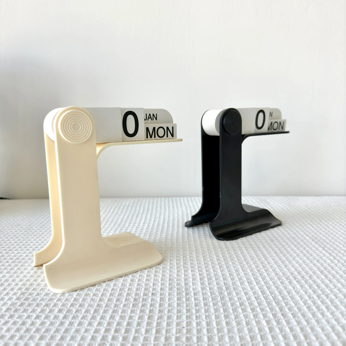 Plastic Modern Minimalist Perpetual Desk Calendar